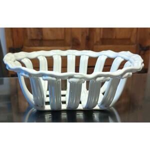 Vintage Ceramic Stoneware Bread Warmer Basket White 10.5"×4"